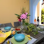 Rosa Nyaraló Manerba del Garda
